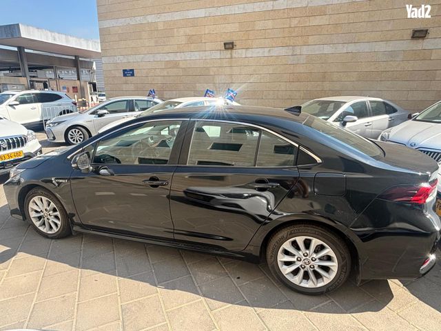 מודעת רכב טויוטה קורולה