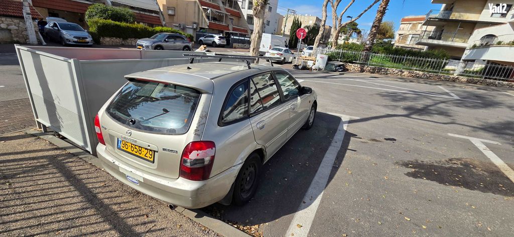 מודעת רכב מאזדה 323