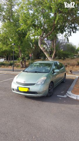 מודעת רכב טויוטה פריוס