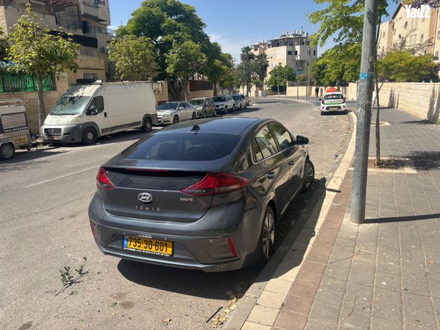 מודעת רכב יונדאי איוניק