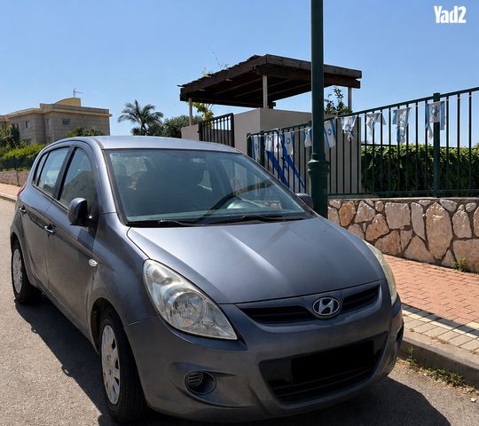מודעת רכב יונדאי i20