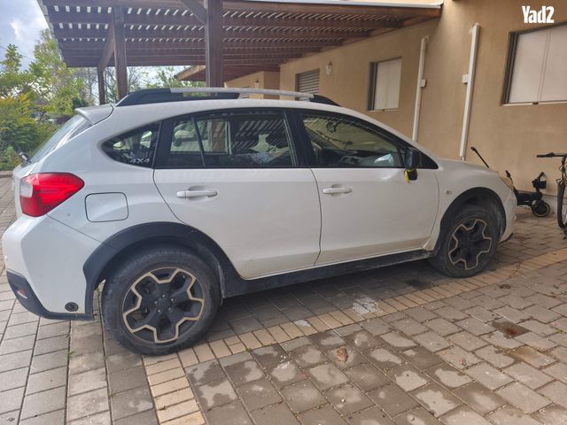 מודעת רכב סובארו XV