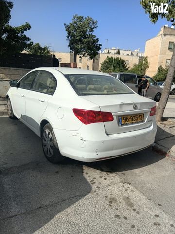 מודעת רכב אם ג'י 350