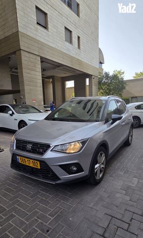 מודעת רכב סיאט ארונה