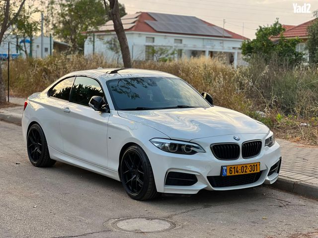 מודעת רכב ב מ וו סדרה 2
