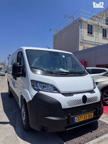 מודעת רכב סיטרואן ג׳אמפר 1