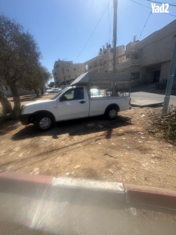 מודעת רכב איסוזו די-מקס