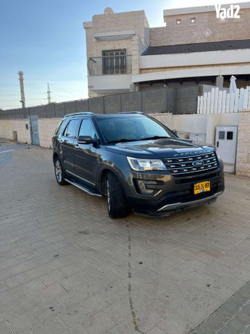מודעת רכב פורד אקספלורר