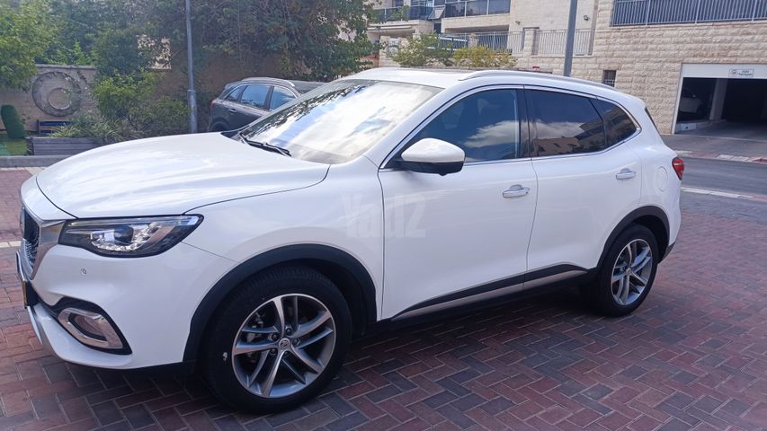 מודעת רכב אם ג'י EHS PHEV