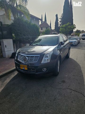 מודעת רכב קאדילק SRX