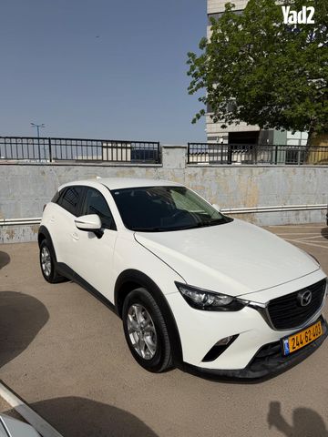 מודעת רכב מאזדה CX-3