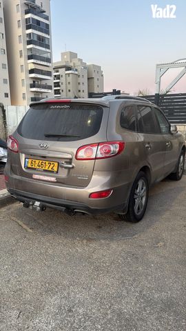 מודעת רכב יונדאי סנטה פה
