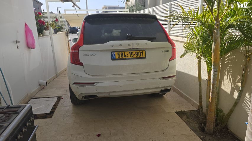 מודעת רכב וולוו XC90 2