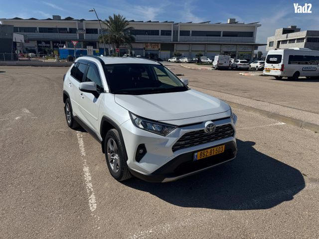 מודעת רכב טויוטה RAV4