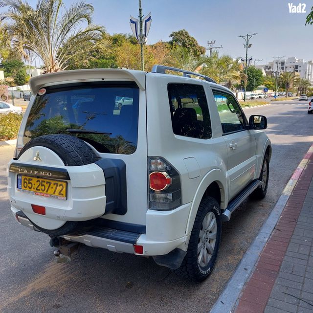 מודעת רכב מיצובישי פג'רו