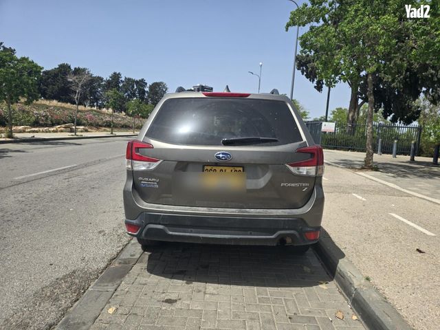 מודעת רכב סובארו פורסטר