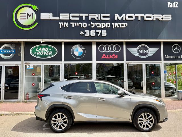 מודעת רכב לקסוס NX 3
