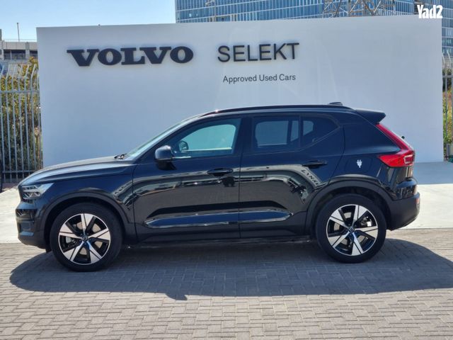 מודעת רכב וולוו XC40 3