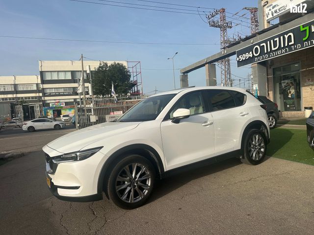 מודעת רכב מאזדה CX-5
