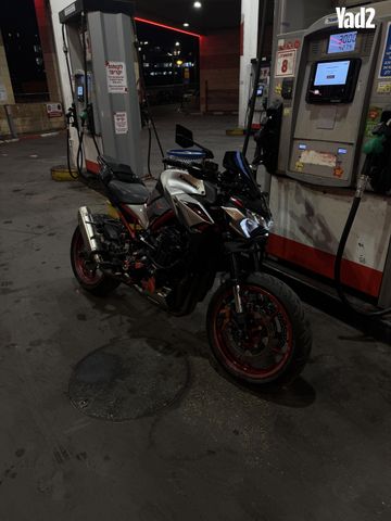 מודעת רכב קאוואסאקי Z900
