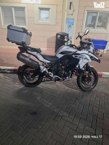 מודעת רכב בנלי TRK502X