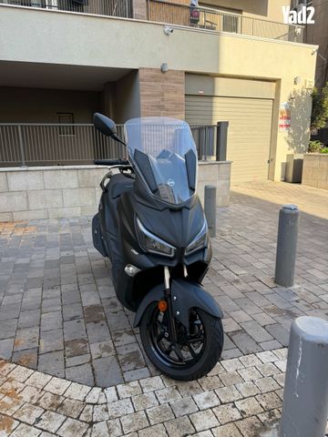 מודעת רכב סאן יאנג ג'וי-מקס Z-250
