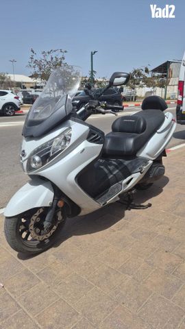 מודעת רכב סאן יאנג מקסים 400