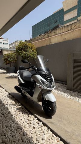 מודעת רכב סאן יאנג ג'וי רייד 200