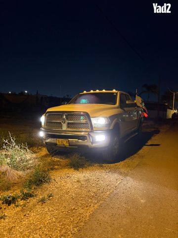 מודעת רכב דודג'