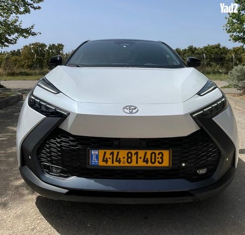 מודעת רכב טויוטה C-HR