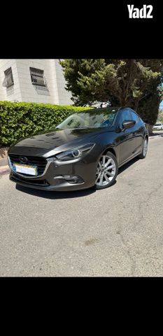 מודעת רכב מאזדה 3