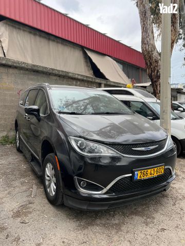 מודעת רכב קרייזלר פסיפיקה