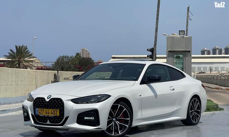 מודעת רכב ב מ וו סדרה 4