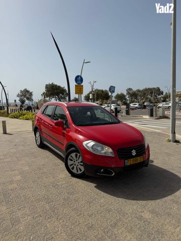 מודעת רכב סוזוקי קרוסאובר 2