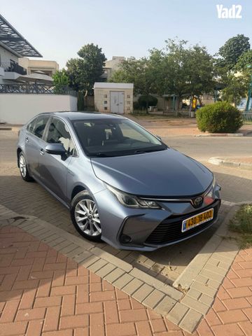 מודעת רכב טויוטה קורולה