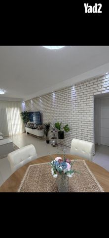 יוסף ספיר 18