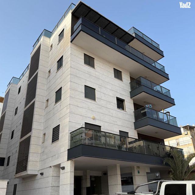 קרן קיימת לישראל 7