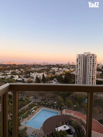 צמרות 10