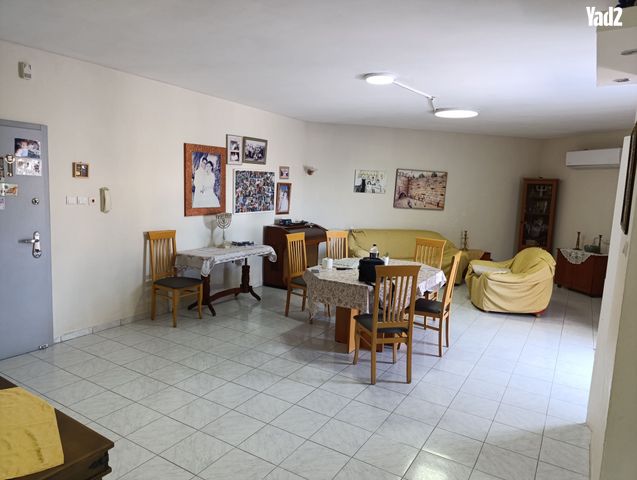 קרן היסוד 16