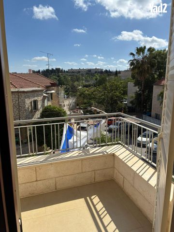 ארנון 13