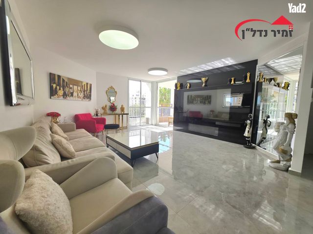 יהושע רבינוביץ 16