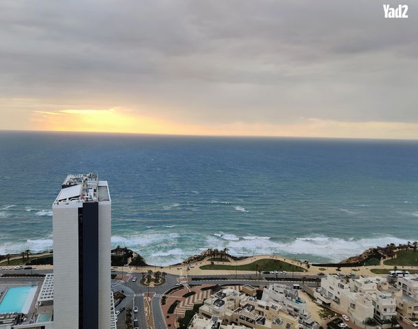 יוסף לפיד 