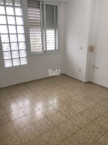 בר גיורא 10
