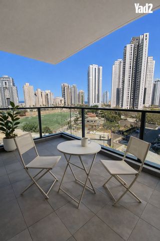 אמנון ליפקין שחק 
