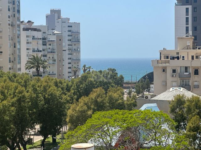 רוטשילד עצמאות