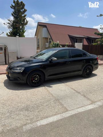 מודעת רכב פולקסווגן ג'טה