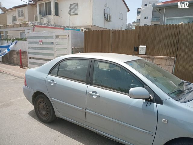 מודעת רכב טויוטה קורולה
