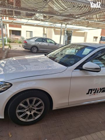 מודעת רכב מרצדס-בנץ C-class