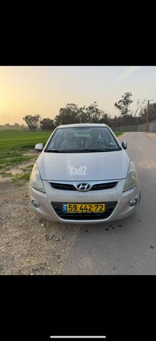 מודעת רכב יונדאי i20