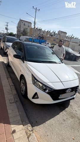 מודעת רכב יונדאי i20